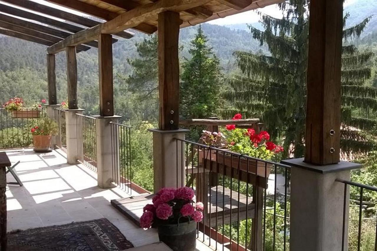 Agriturismo Di Charme E Ristorante Stallato Il Filo Di Paglia Carro Zewnętrze zdjęcie