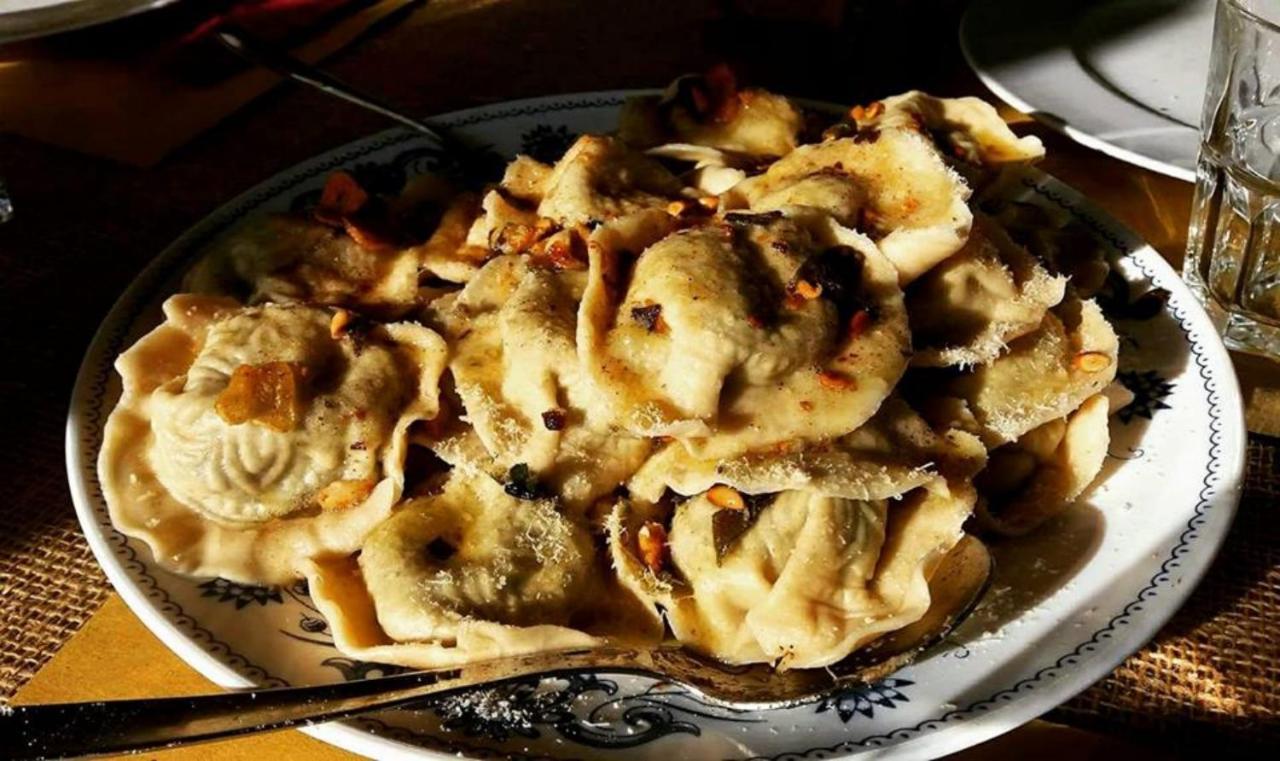 Agriturismo Di Charme E Ristorante Stallato Il Filo Di Paglia Carro Zewnętrze zdjęcie