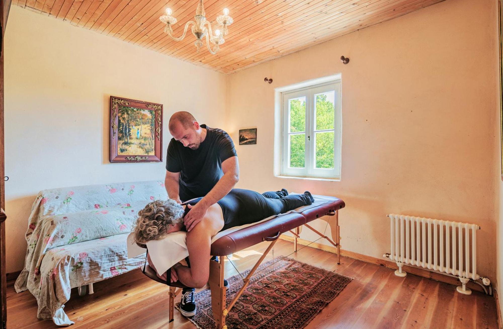 Agriturismo Di Charme E Ristorante Stallato Il Filo Di Paglia Carro Zewnętrze zdjęcie